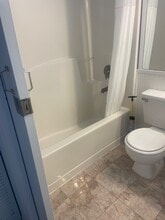 3206 Sabal Palms Ct, Unit B in Kissimmee, FL - Foto de edificio - Building Photo