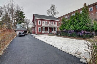 37 Park St in Malden, MA - Foto de edificio - Building Photo