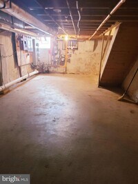 1607 OXFORD St photo'