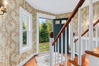 561 Middlesex Rd in Darien, CT - Building Photo - Building Photo