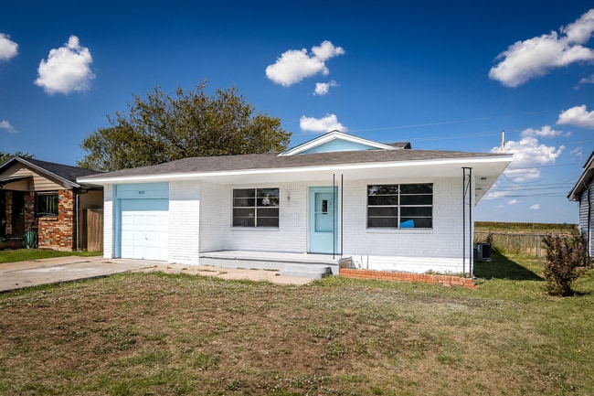 4659 NW Ozmun Ave in Lawton, OK - Foto de edificio - Building Photo