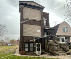 658 Connecticut St in Gary, IN - Building Photo