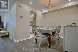 508 Aberfoyle Cir in Ottawa, ON - Building Photo - Building Photo