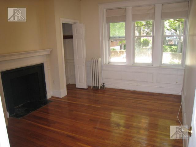 58 Egmont St in Brookline, MA - Building Photo - Building Photo