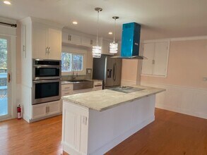 117 Winston Dr in Ithaca, NY - Building Photo - Building Photo