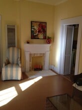 519 Tusculum Ave, Unit #2 in Cincinnati, OH - Foto de edificio - Building Photo