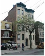 182 Central Ave in Jersey City, NJ - Building Photo - Other