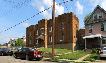 512 Hickman Ave in Cincinnati, OH - Building Photo - Building Photo