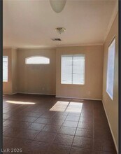 8633 Nature Scene Dr in Las Vegas, NV - Building Photo - Building Photo