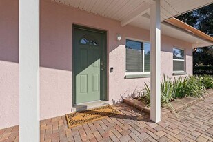 11987 Maple St in Dunnellon, FL - Building Photo