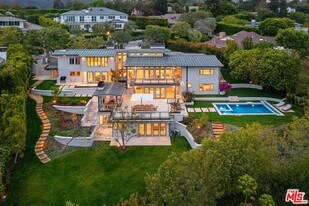 1514 Sorrento Dr in Los Angeles, CA - Building Photo