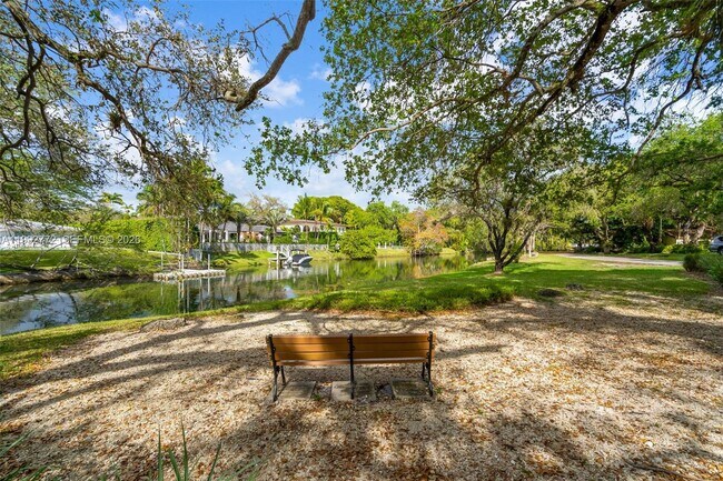 1550 Taragona Dr in Coral Gables, FL - Building Photo - Building Photo