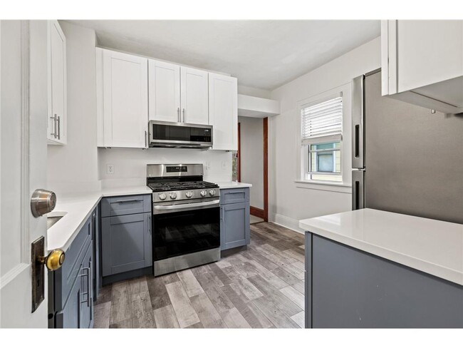 property at 1771 Dayton Ave