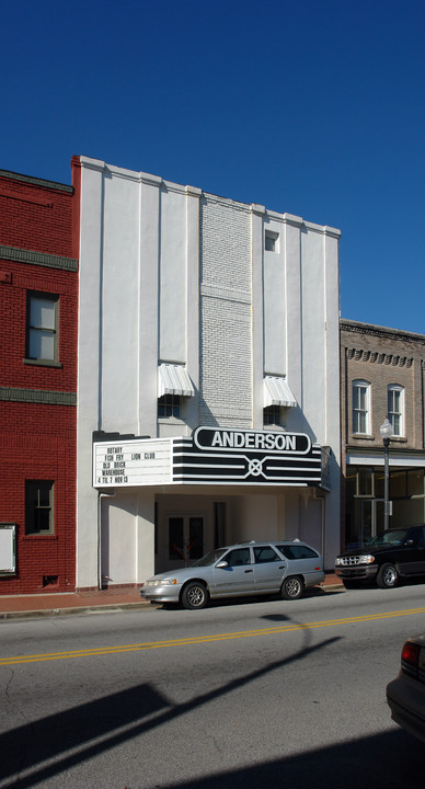 Anderson Center Apartments in Mullins, SC - Foto de edificio