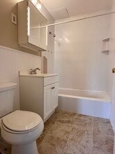 71 Pond St in Quincy, MA - Building Photo - Building Photo