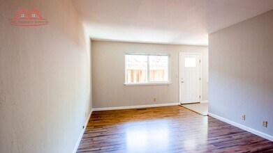 5160 Westdale Dr in San Jose, CA - Building Photo - Building Photo