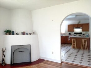 470 Gene Ave NW in Albuquerque, NM - Building Photo - Building Photo