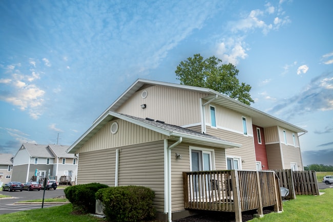 Townhomes at Quail Ridge in Springfield, MO - Foto de edificio - Building Photo