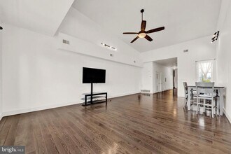 1635 N 33rd St in Philadelphia, PA - Building Photo - Building Photo