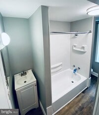 2208 Lynnbrook Ave photo'