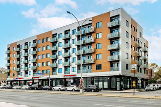 Rego Parc in Queens, NY - Building Photo - Building Photo