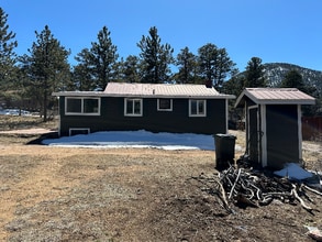 1001 Riverside Dr in Estes Park, CO - Building Photo - Building Photo