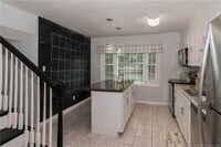 1302 Kienast Dr photo'