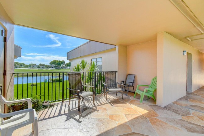 137 Piedmont F in Delray Beach, FL - Building Photo - Building Photo