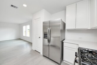 25312 Leather Leaf Ct in Montgomery, TX - Foto de edificio - Building Photo