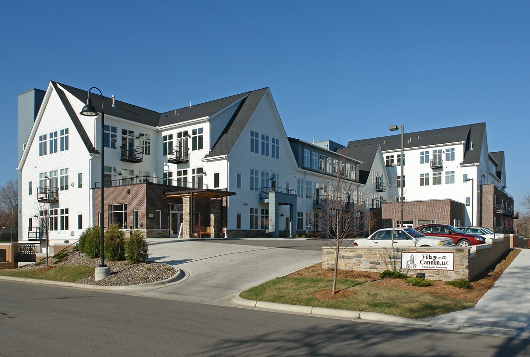 Village on the Cannon in Northfield, MN - Building Photo