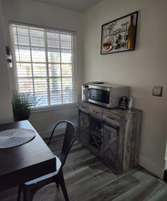 6055 Sierravale Way in Citrus Heights, CA - Building Photo - Building Photo
