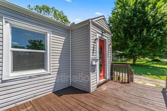 2521 S Evanston Ave in Independence, MO - Building Photo - Building Photo