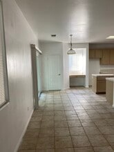 6209 Indian Peaks Ave in Bakersfield, CA - Building Photo - Building Photo