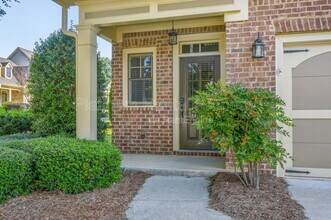 8270 Scuffle Bridge Ln in Cumming, GA - Building Photo - Building Photo