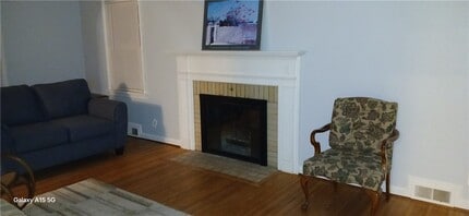 183 Thorncliffe Dr in Rochester, NY - Building Photo - Building Photo