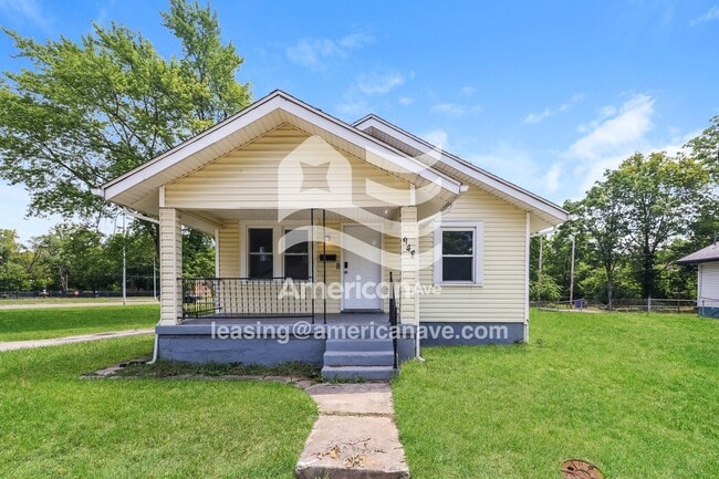 property at 948 Westwood Ave