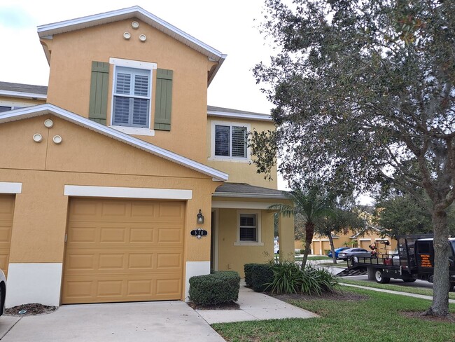 510 Mount Olympus Blvd in New Smyrna Beach, FL - Building Photo - Building Photo