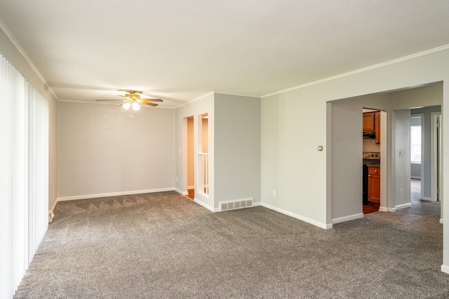 Fountainview East Apartments