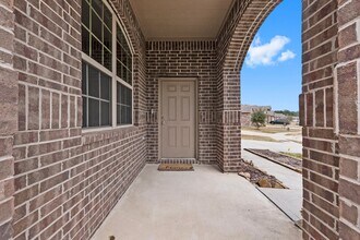 18101 Woodpecker Trl in Roman Forest, TX - Building Photo - Building Photo