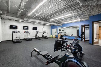 Gateway at Skyline Apartments in Riverside, MO - Building Photo - Building Photo