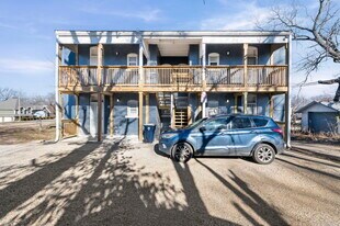 2207 E 24th Ter, Unit B in Kansas City, MO - Building Photo