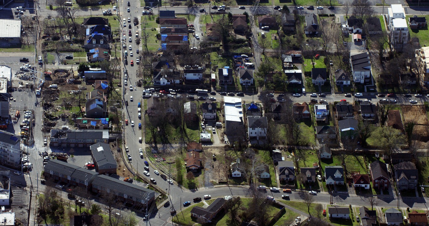 109 N 9th St in Nashville, TN - Foto de edificio