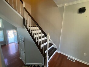 214 River Bluff Way in Columbia, SC - Building Photo - Building Photo