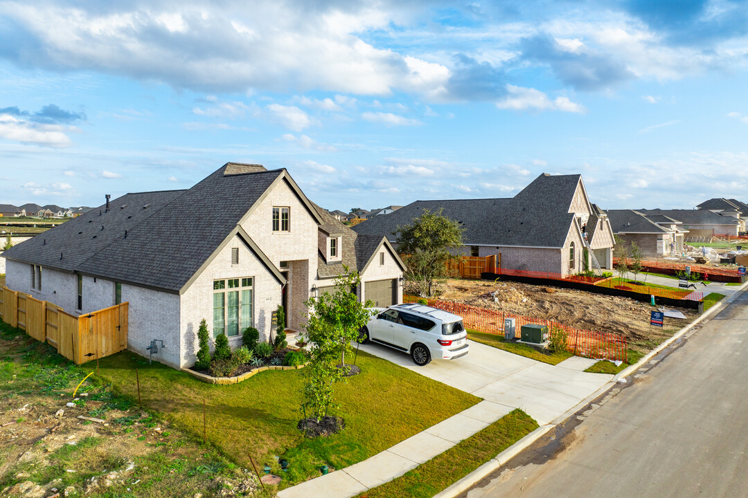 172 Trout River Rd in Kyle, TX - Building Photo