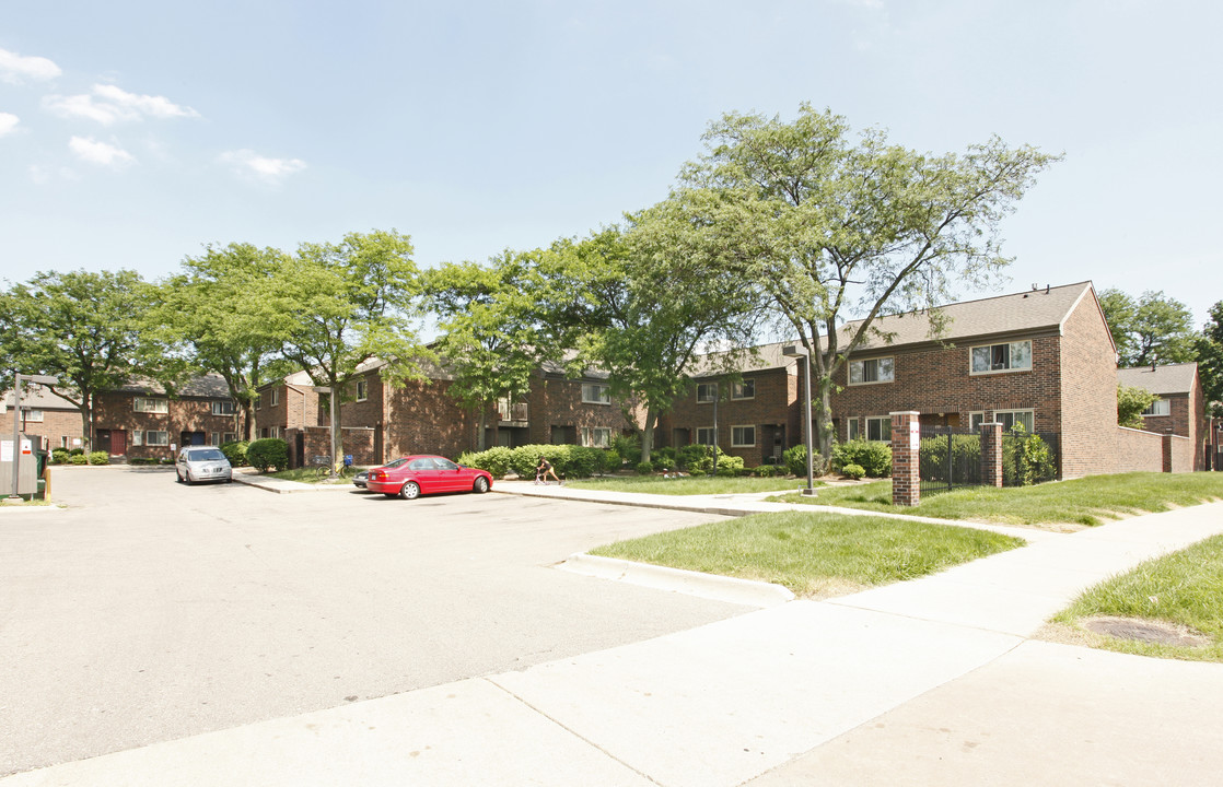 Calumet in Detroit, MI - Foto de edificio