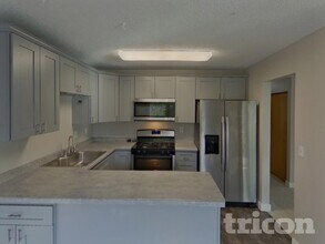 4507 Scott Trail in Eagan, MN - Building Photo - Building Photo