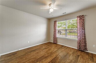 530 Lasso Ln in Centerton, AR - Building Photo - Building Photo