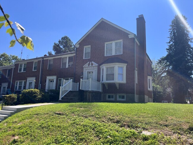 property at 1157 Granville Rd