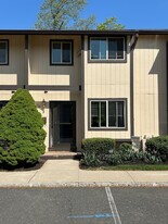 116 Chelsea Way, Unit 116 Chelsea in Bridgewater, NJ - Building Photo