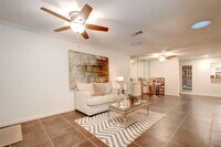 854 Wax Myrtle Ln photo'